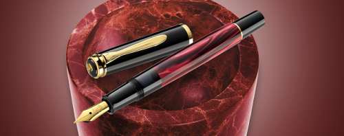 Stilou Classic M200 Editie Speciala Red Marbled, penita M din otel inoxidabil, penita si accesorii placate cu aur, corp negru-rosu marmorat, Pelikan